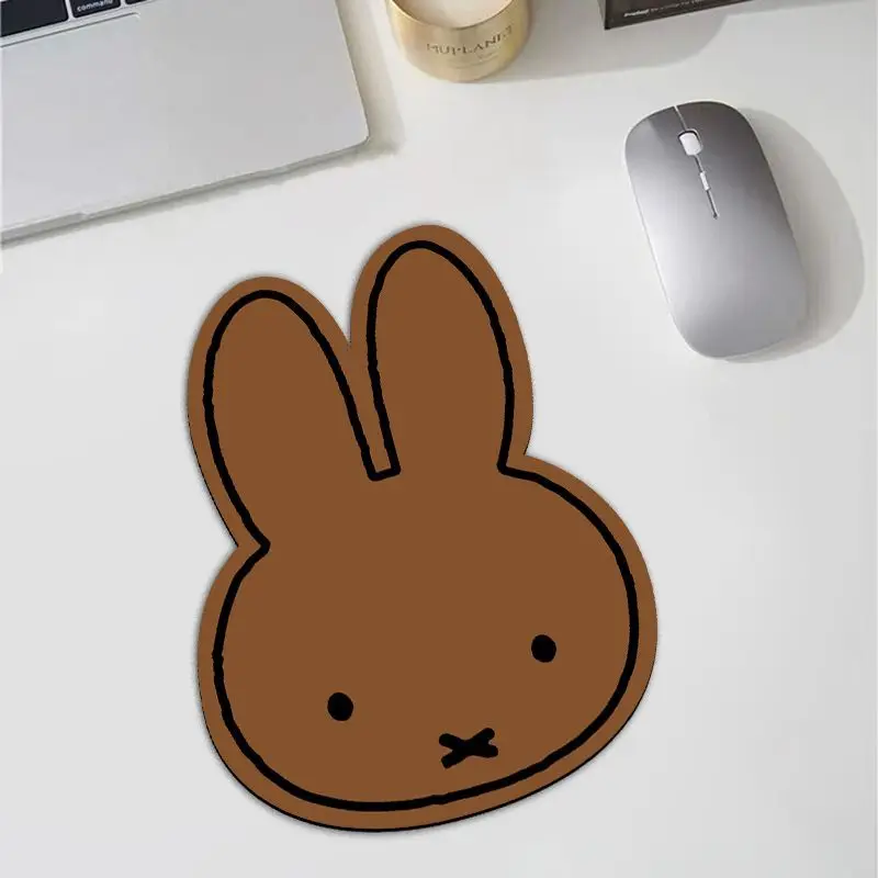 Kawaii Miffy Rabbit Shaped Mou - đánh giá và giá Outdoor Camping Table